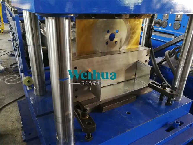 回路箱一次成型設備