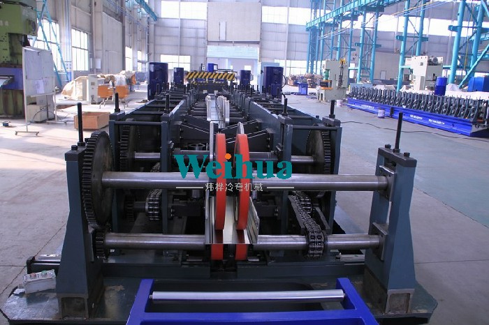 多規(guī)格電纜橋架自動(dòng)生產(chǎn)線 509_3572787954_IMG_0029.jpg