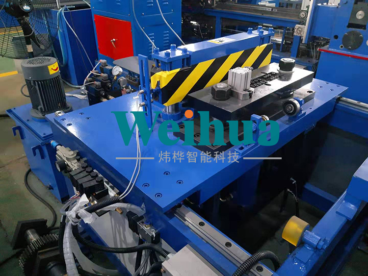 數(shù)控折彎機是什么,有什么特點